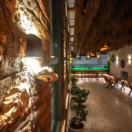 Vega 43 Hostel Saranda Zewnętrze zdjęcie