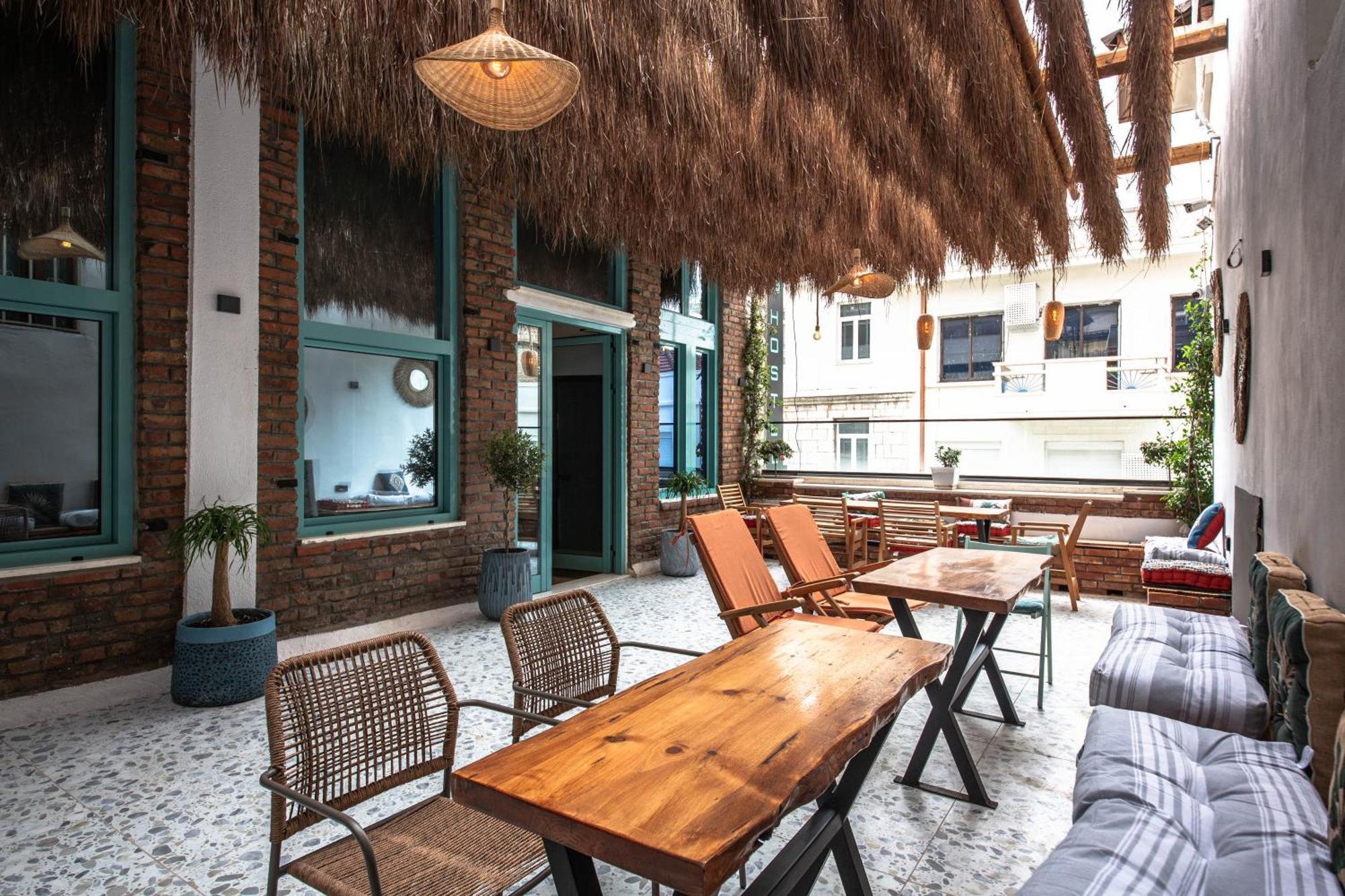Vega 43 Hostel Saranda Zewnętrze zdjęcie
