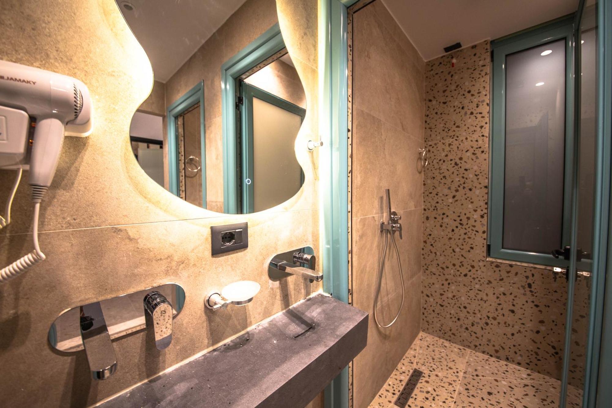Vega 43 Hostel Saranda Zewnętrze zdjęcie